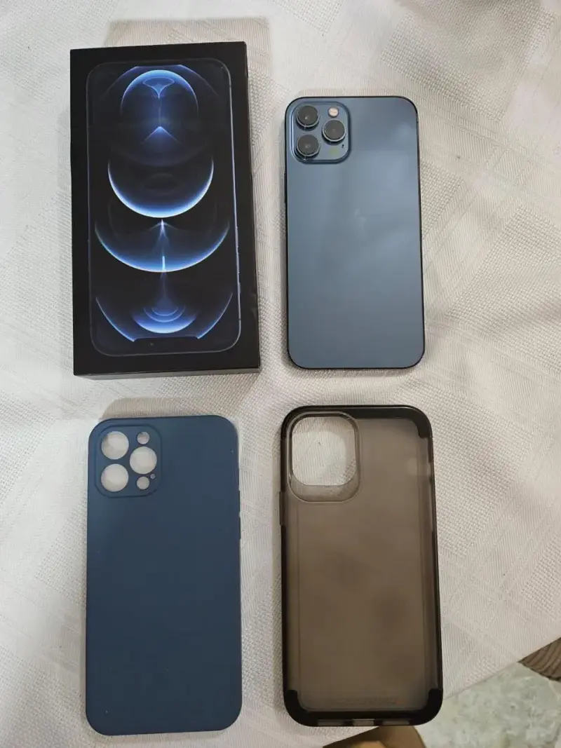 iPhone 12 Pro Max 256 azul - 3