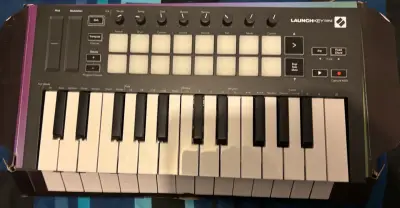 Controlador MIDI Novation Launchkey Mini - miniatura 2
