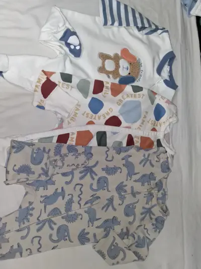 Lote de pijamas para bebé - miniatura 4