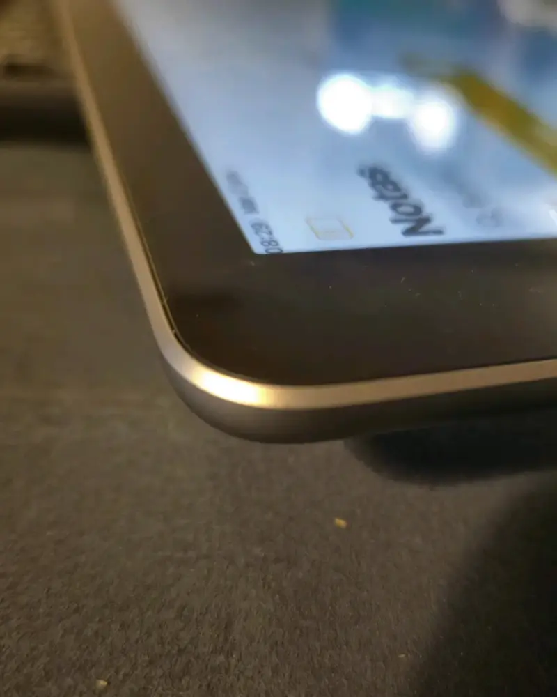 Tablet Apple con funda y Apple Pencil - 5