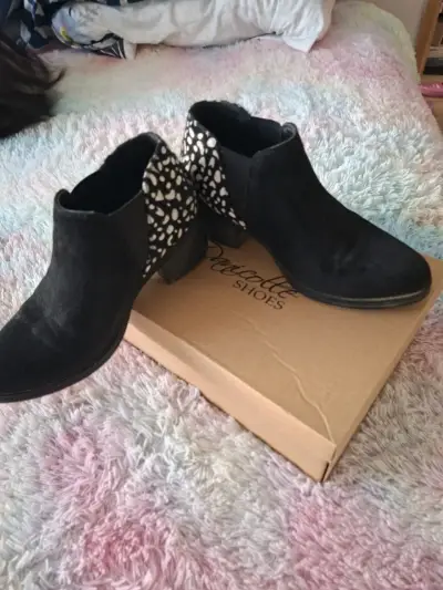 Botines negros de gamuza - miniatura 2