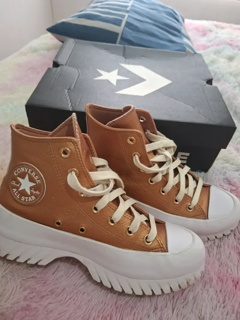 Zapatillas Converse Chuck Taylor altas - 1