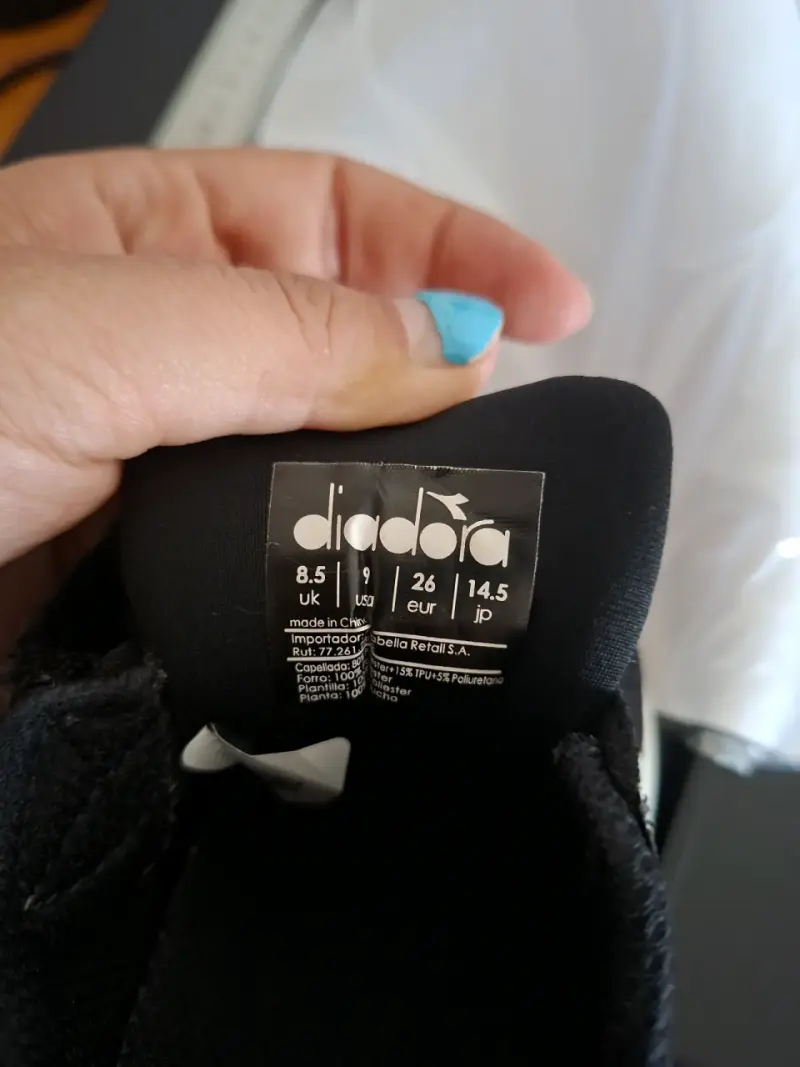 Zapatillas negras deportivas con velcro - 3
