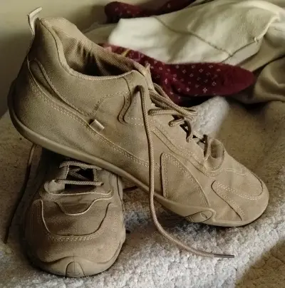 Zapatillas beige - miniatura 1