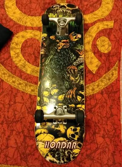 Skateboard Hondar calaveras - miniatura 2