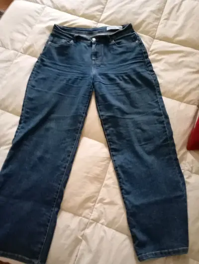 Jeans azul oscuro - miniatura 1
