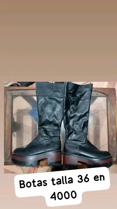 Botas negras talla 36, y botines 35 aros pequeños - miniatura 1