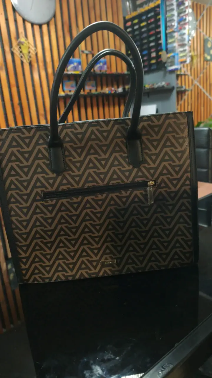 Cartera aldo tote estampada - 1