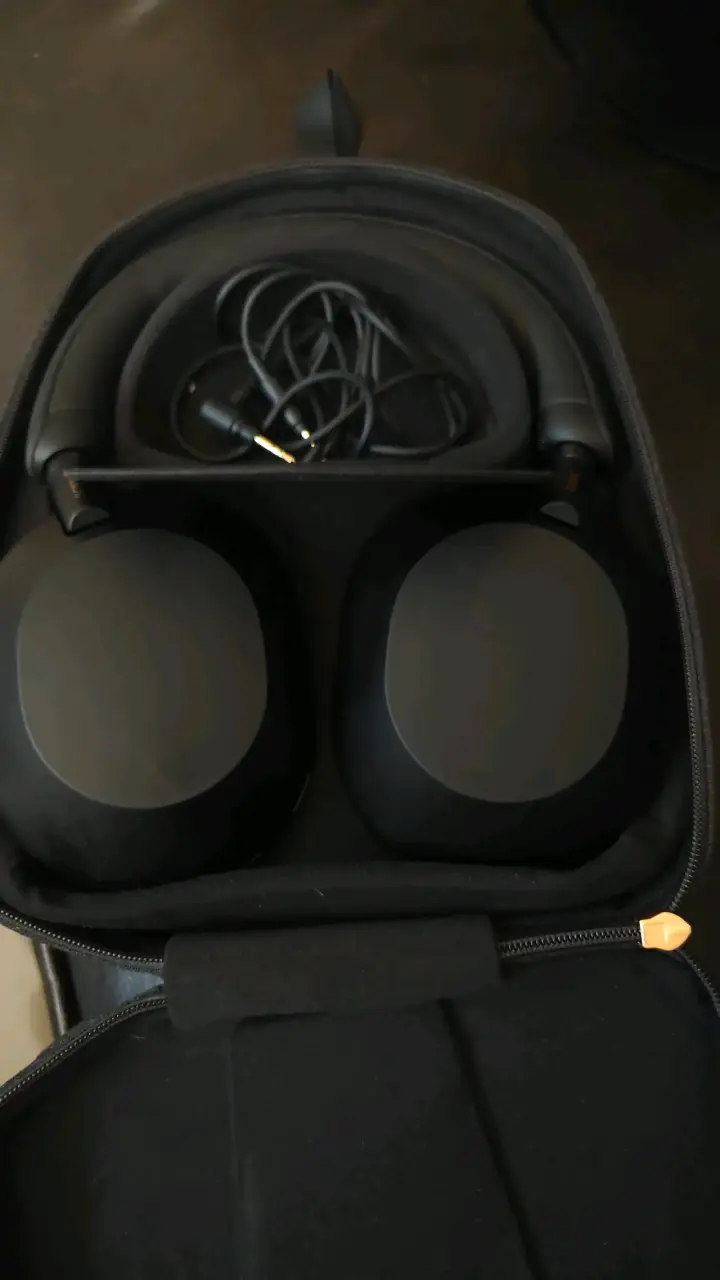 Auriculares inalámbricos Sony wh-1000xm5 - 2