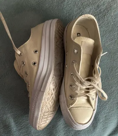 Zapatillas beige Converse - miniatura 1