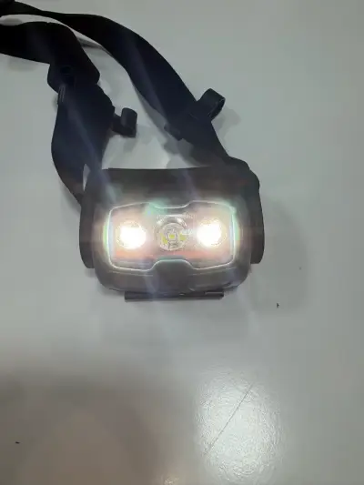 Luz de cabeza, casco recargable - miniatura 2