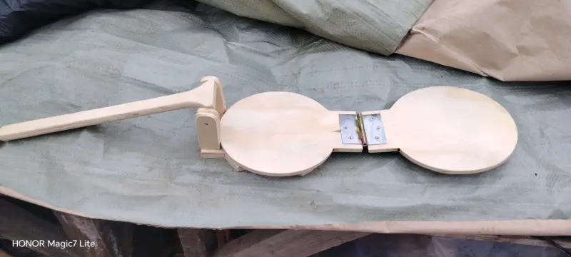 Prensa de madera para tortillas - 1