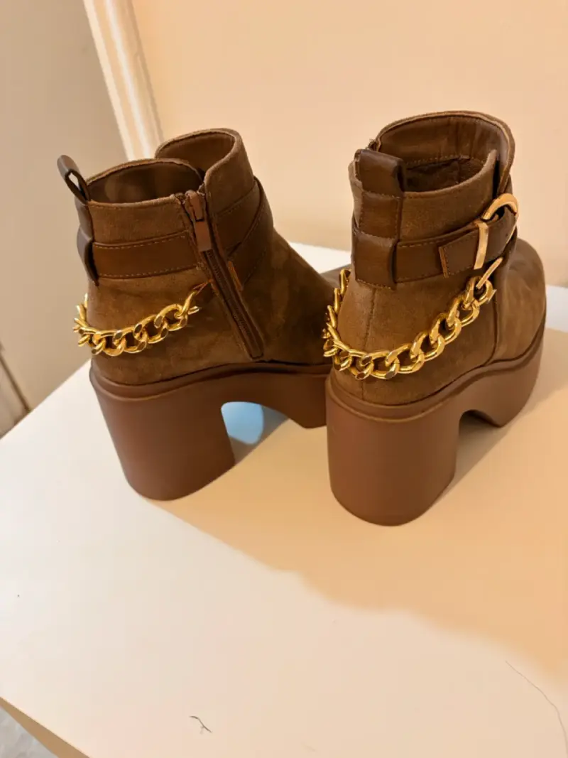 Botines marrones con tacón - 2