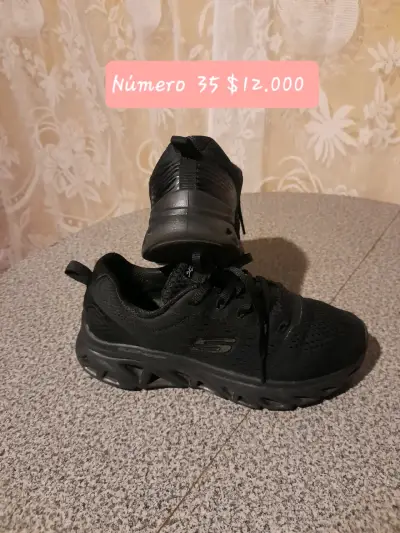 Zapatillas negras Skechers número 35 - miniatura 1