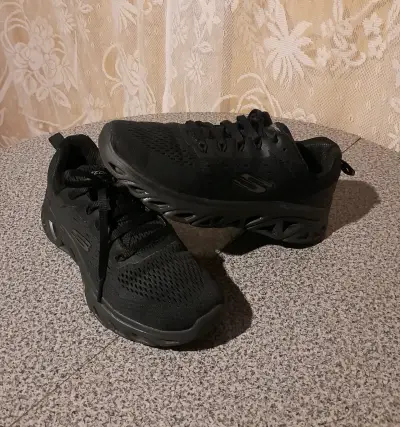 Zapatillas negras Skechers número 35 - miniatura 3