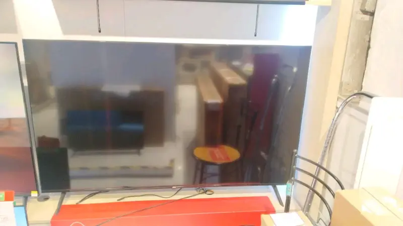 Televisor LED JVC 65 pulgadas