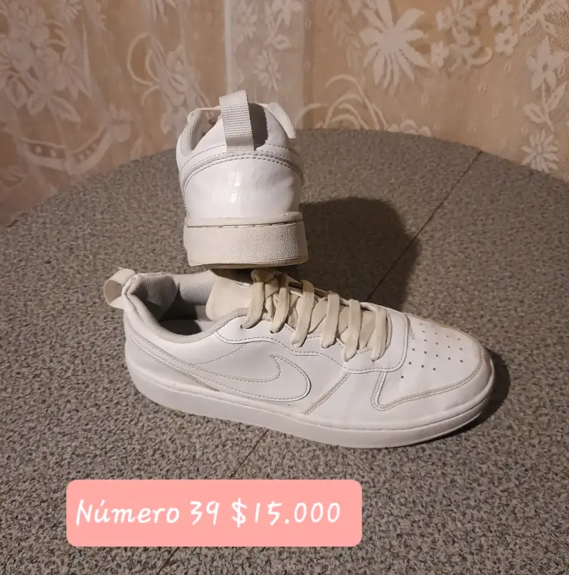Zapatillas blancas talla 39 - 1