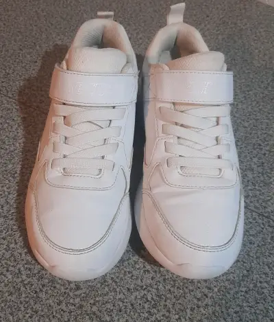 Zapatillas deportivas blancas - miniatura 2
