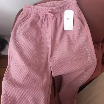 Pantalones rosados para mujer - miniatura 5