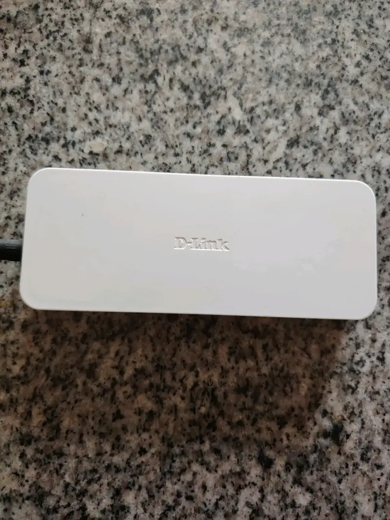 Switch D-Link de 5 puertos - 1