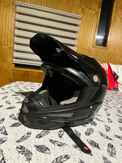 Casco 6D integral negro para motocross Talla M - miniatura 1