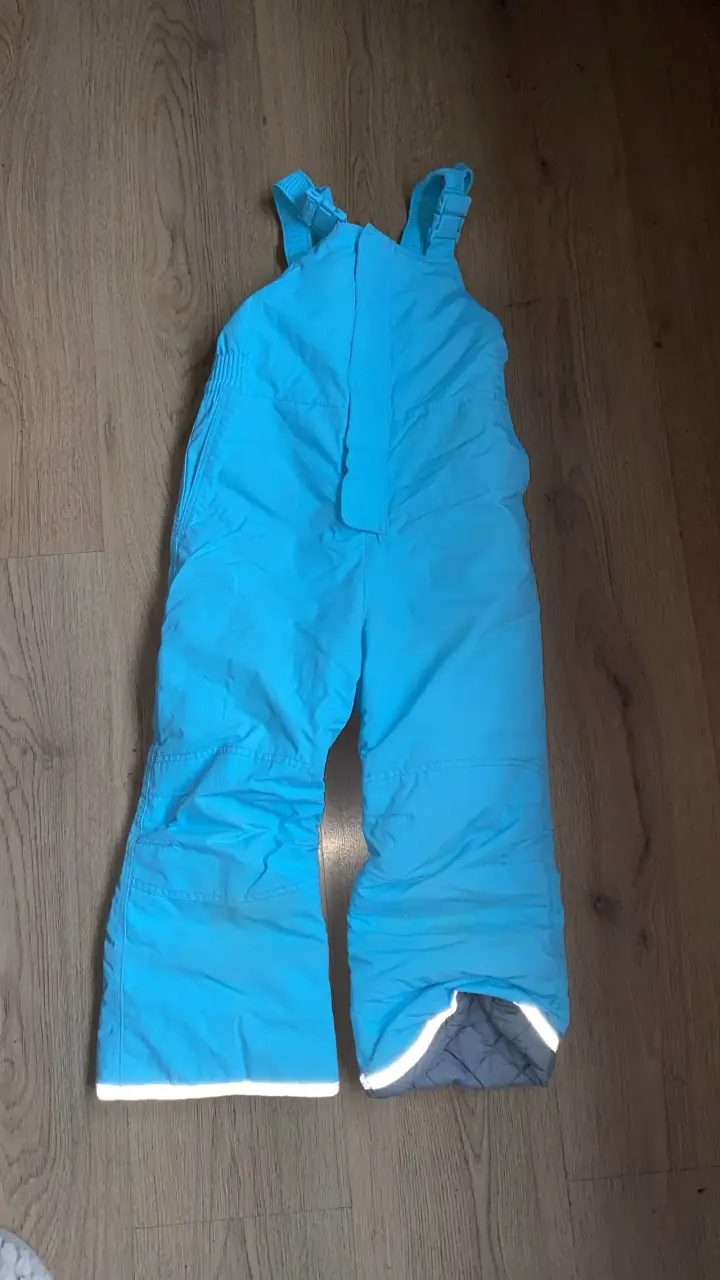 Pantalones impermeables celestes - 1
