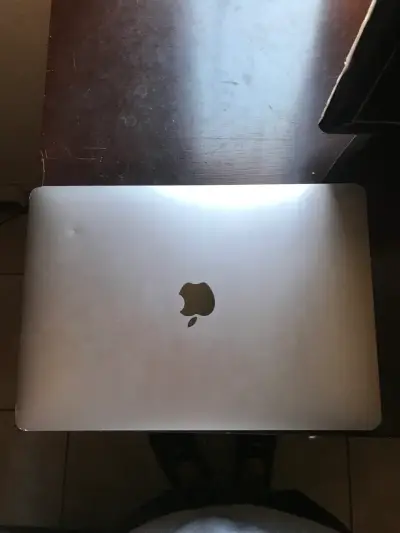 MacBook Air M1 - miniatura 1