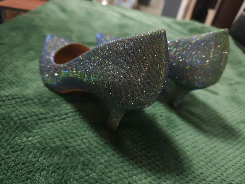 Tacones brillantes elegantes - 3