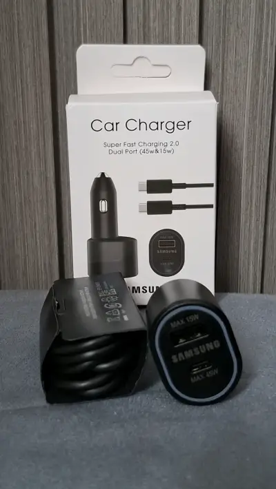 Cargador de auto Samsung dual - miniatura 1