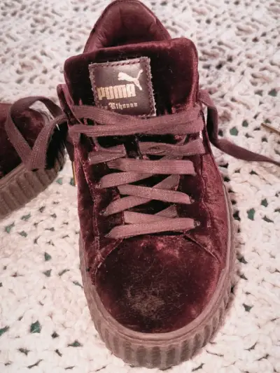 Zapatillas Puma rojas talla 40.5 - miniatura 3