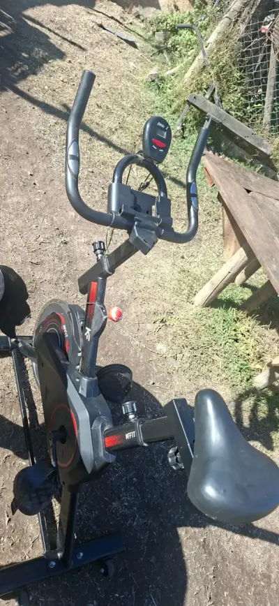 Bicicleta estatica - miniatura 1