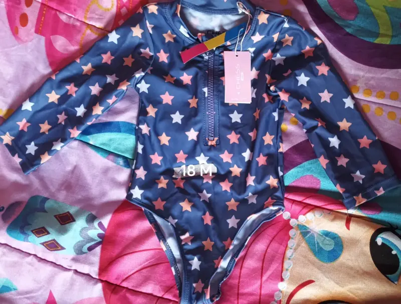 Traje de baño infantil estrellas - 1