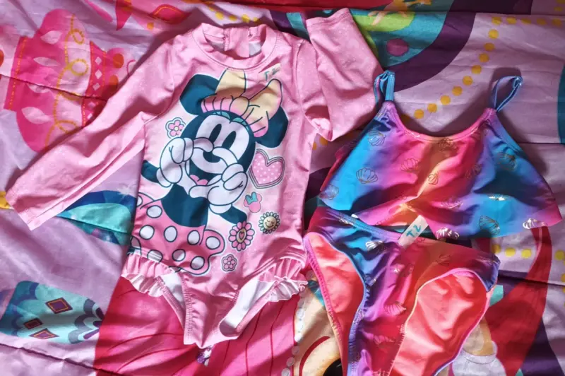 Traje de baño infantil estrellas - 4