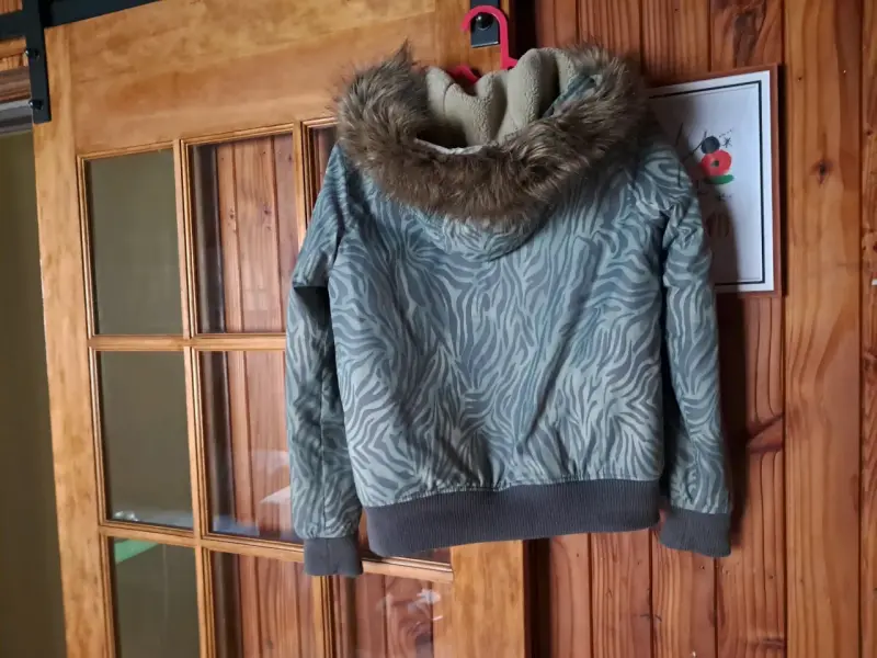 Chaqueta con diseño de camuflaje - 2