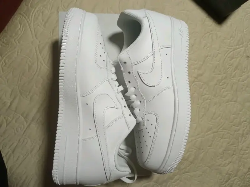 Zapatillas blancas deportivas