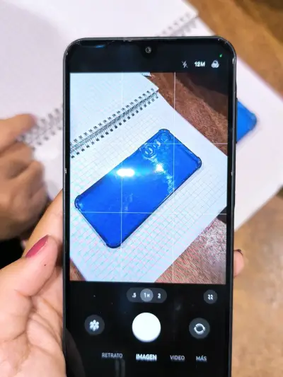 Celular Samsung Galaxy - miniatura 1