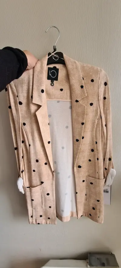 Blazer marca IO - miniatura 1