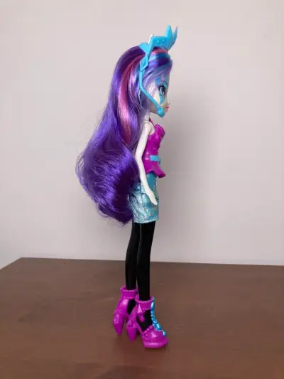 Equestria Girls Rarity Rainbow Rocks - miniatura 3