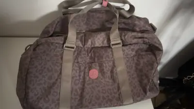 Bolso deportivo estampado leopardo - miniatura 2