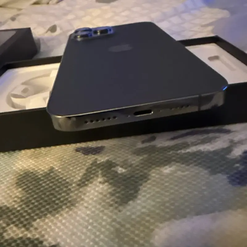 iPhone 13 Pro Max 256 GB - 4