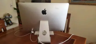 iMac 21.5 pulgadas 2017 - miniatura 2