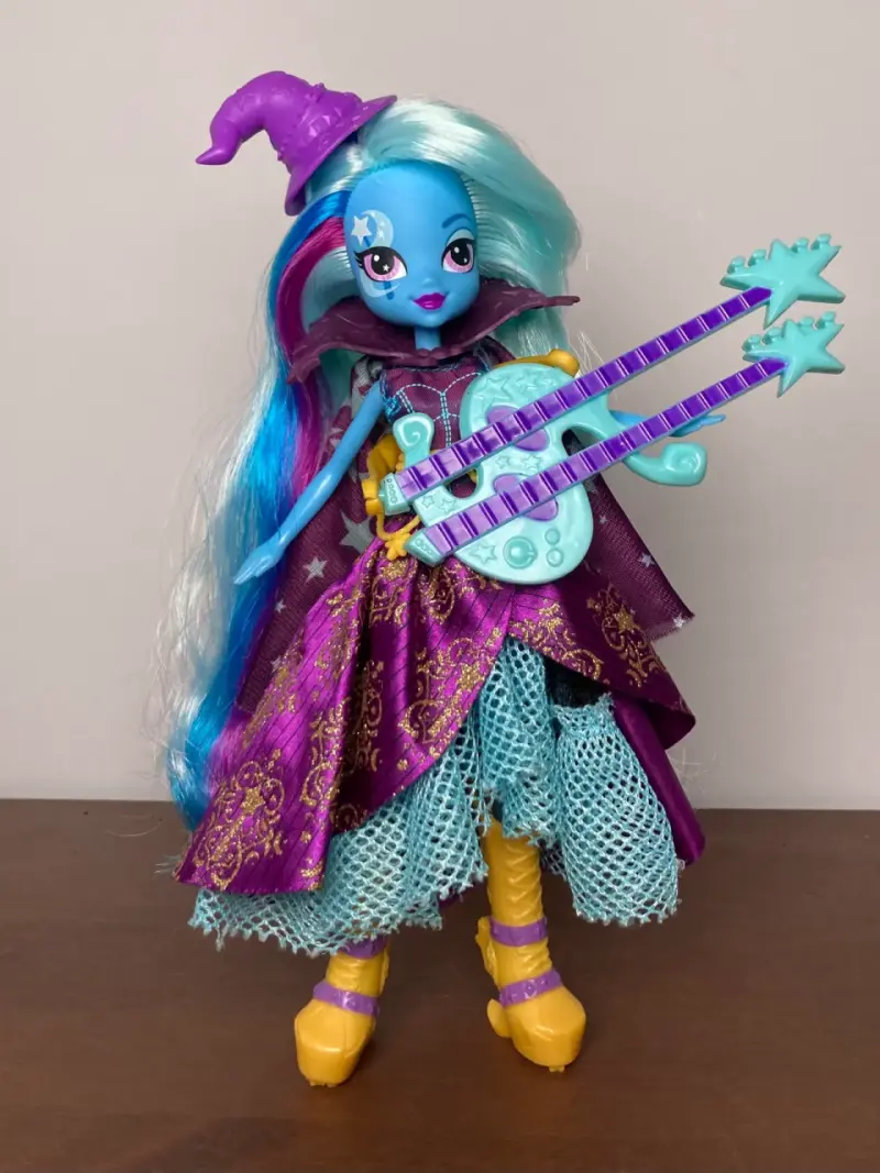 Equestria Girls Trixie Lulamoon Rainbow Rocks - 3