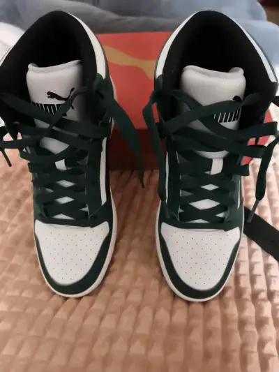 Zapatillas deportivas Puma blancas y verdes - miniatura 1