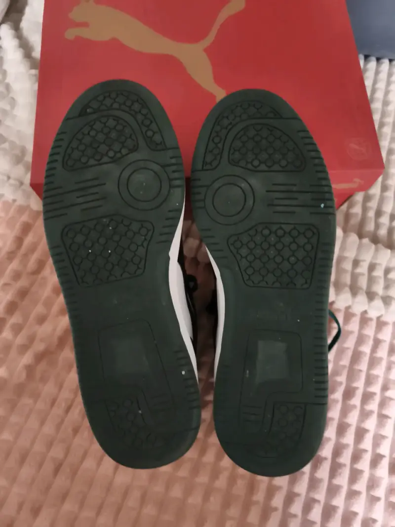 Zapatillas deportivas Puma blancas y verdes - 4