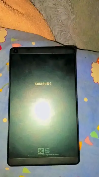 Tablet Samsung Galaxy negra - miniatura 3