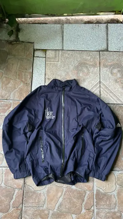 Chaqueta cortaviento azul - miniatura 1