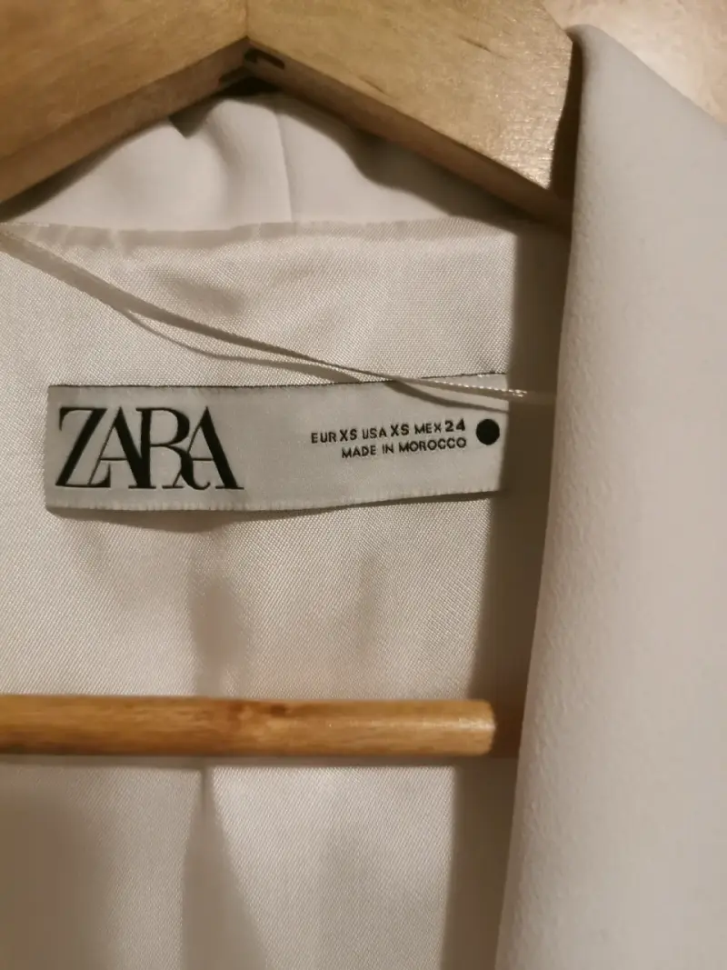 Blazer sin mangas blanco Zara - 3