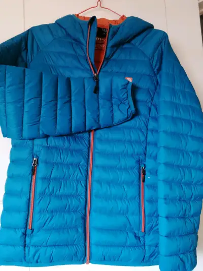 Chaqueta MAUI con capucha - miniatura 1