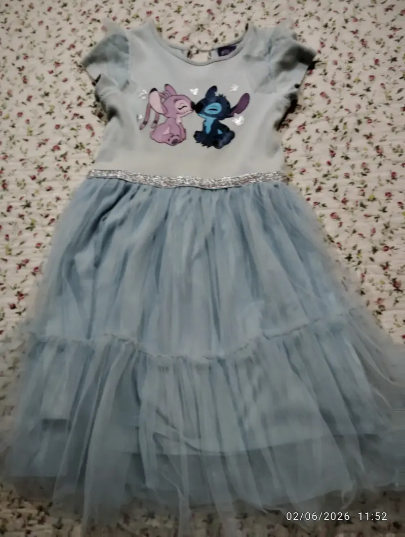 Vestido infantil azul con dibujos