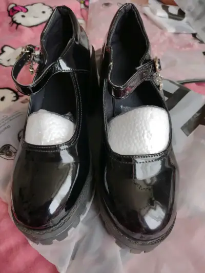 Zapatos negros charol con hebilla - miniatura 1